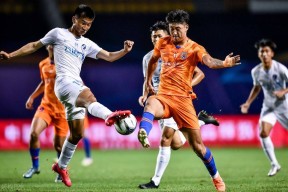 易游体育官网-队内火爆情绪暗潮汹涌，堪比赛场更激烈的简单介绍