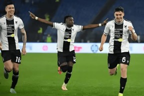 易游体育-乌迪内斯主场战胜佛罗伦萨，发挥出色(乌迪内斯vs佛罗伦萨)