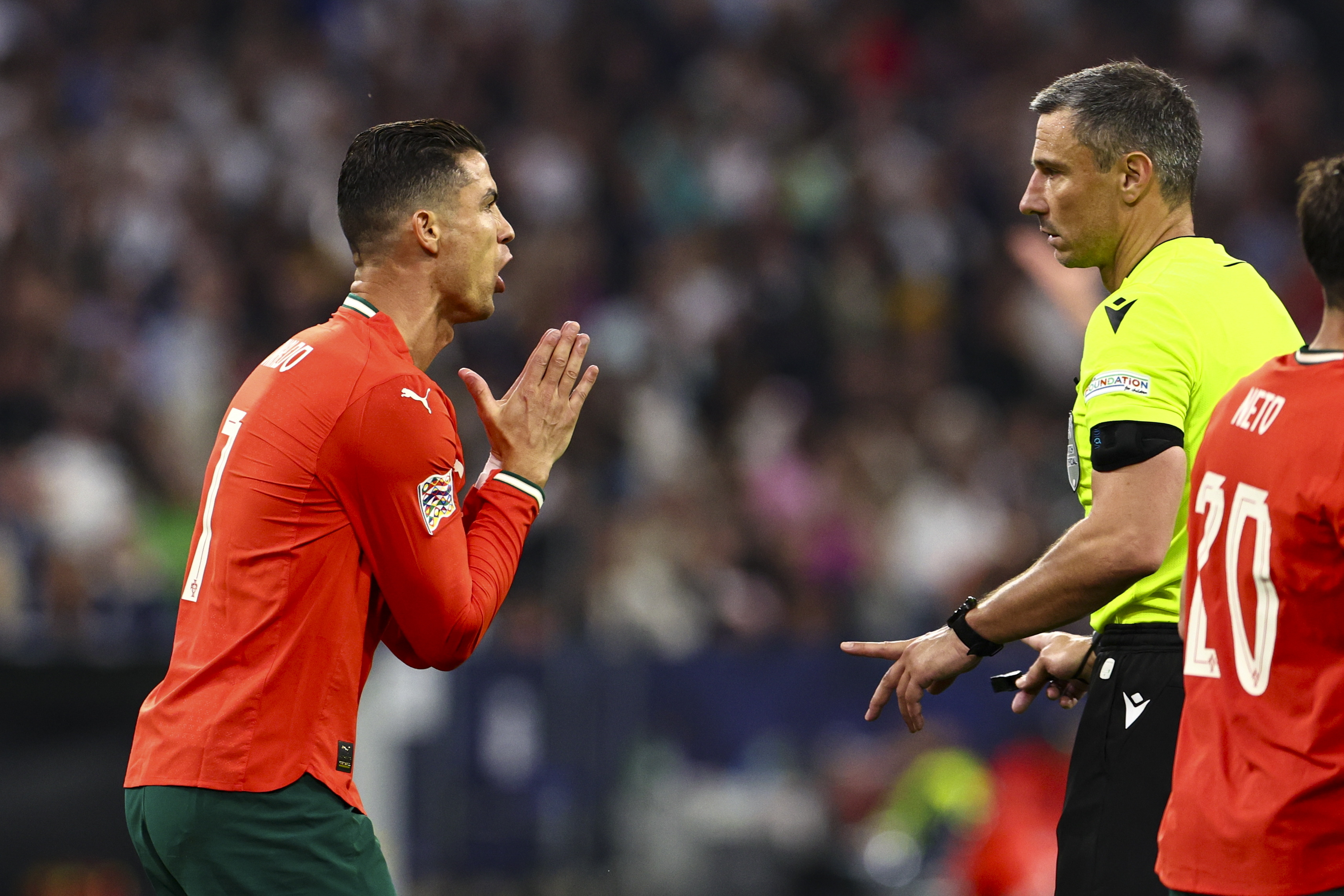 葡萄牙队被澳大利亚击败出局,遭遇惨败(葡萄牙队如何) 葡萄牙队被澳大利亚击败出局,遭遇惨败(葡萄牙队如何)